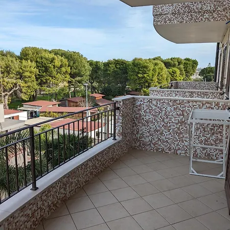 La Casa Dei Due Mari - Large With Parking Apartment Taranto